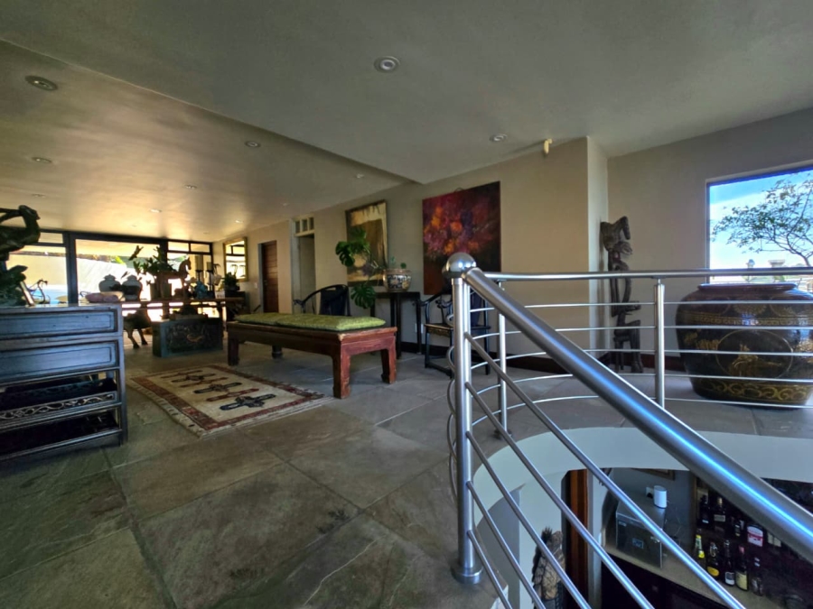 8 Bedroom Property for Sale in Oubaai Western Cape